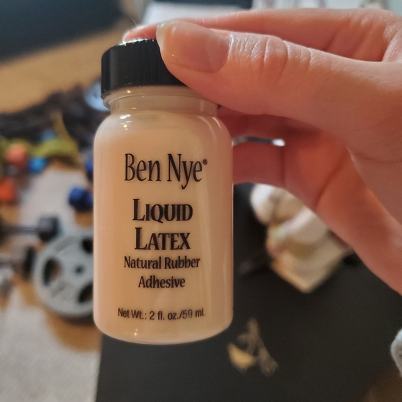 Ben Nye liquid latex/FREE with any purchase! - Picture 2 of 3